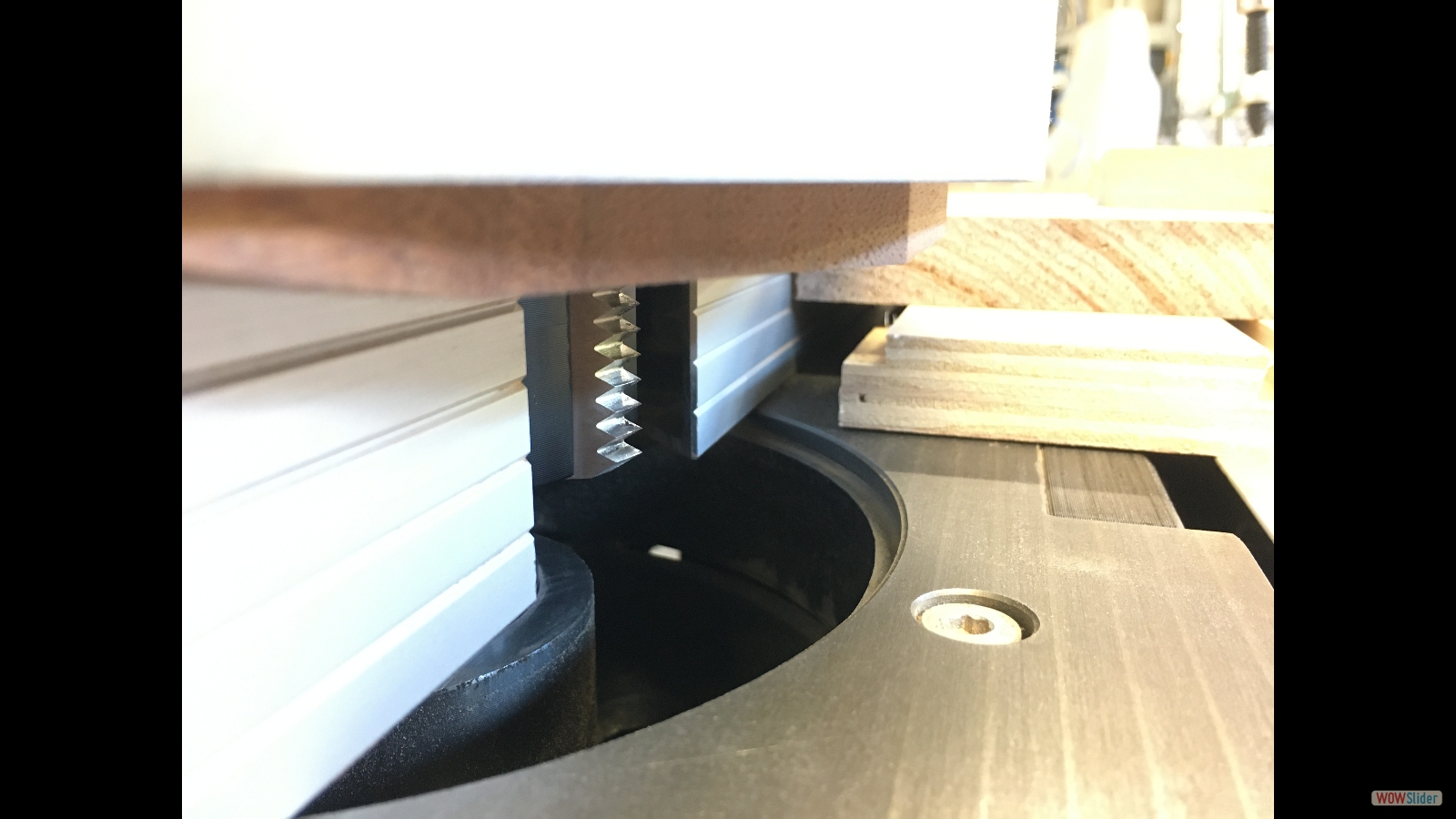 Fer à entures multiples